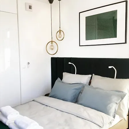 Apartament Z Garażem